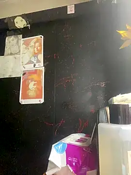 Felinamiau online show from December 21, 4:47 am