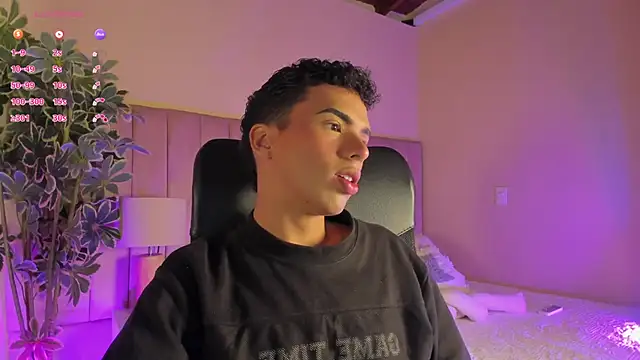 Seab trooy online show from December 19, 3:43 am