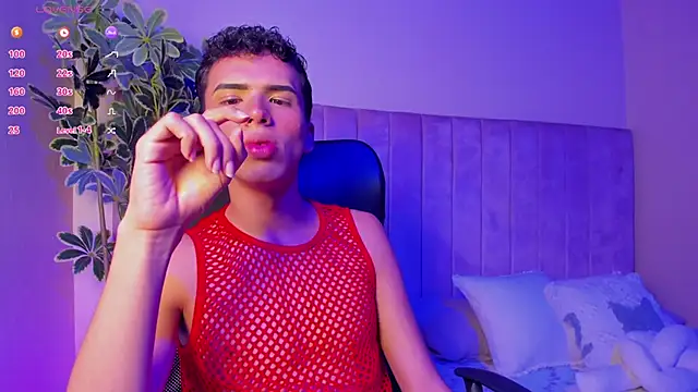 Snapshot of Seab_trooy chatting on November 18, 5:22 am Seab trooy online show from November 18, 5:22 am