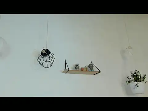 aprille15 online show from March 16, 5:37 pm