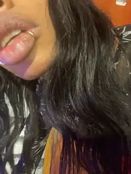aprille15 online show from July 29, 6:34 am