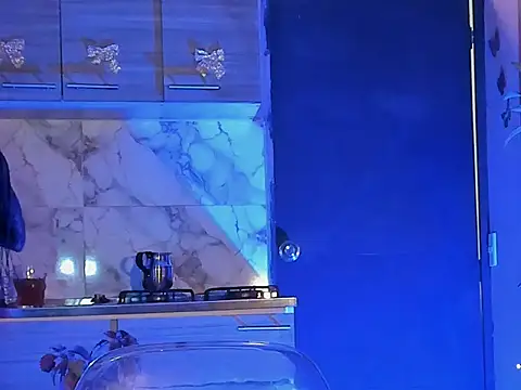 aprille15 online show from January 12, 5:53 pm