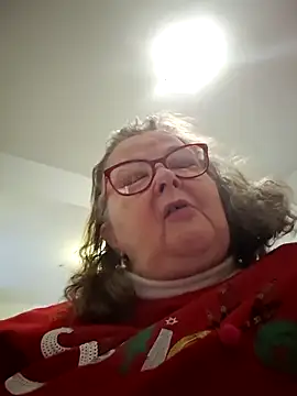 TiguhguhrsRose online show from December 20, 1:52 am