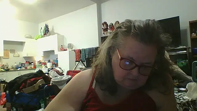 TiguhguhrsRose online show from January 14, 12:03 am