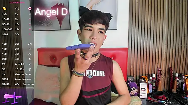 Angeldust19 online show from February 25, 4:12 am