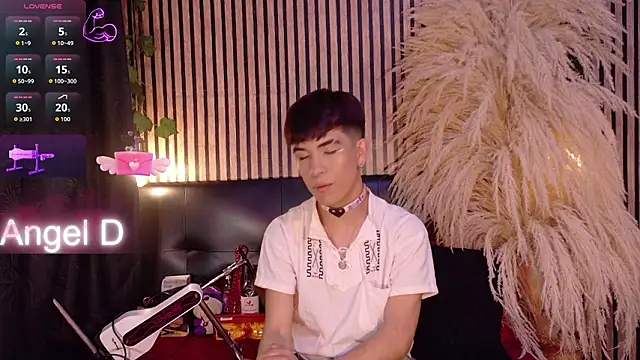 Angeldust19 online show from February 10, 5:06 am