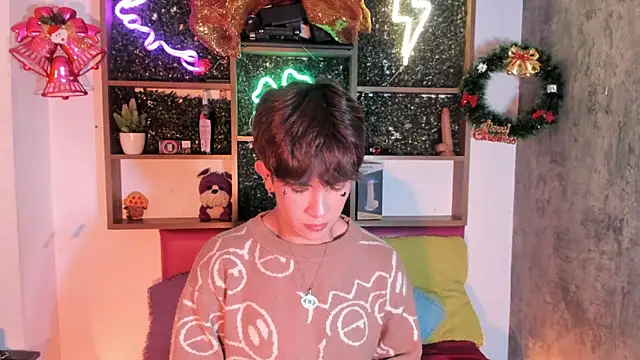 Angeldust19 online show from December 18, 5:23 am