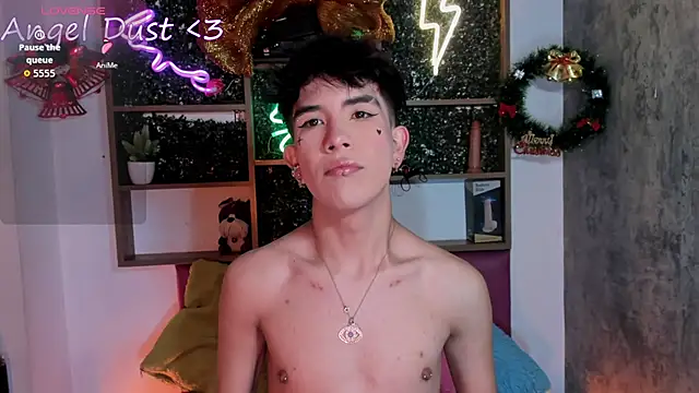 Angeldust19 online show from December 23, 4:23 am