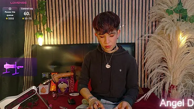 Angeldust19 online show from March 15, 3:13 am