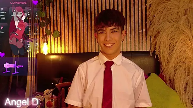 Angeldust19 online show from April 3, 2:51 am