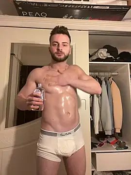 atesturky online show from February 1, 7:45 pm