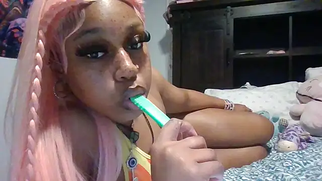 sexcikween online show from December 22, 4:45 am