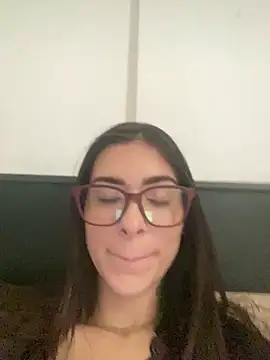 Snapshot of fer-nanda chatting on February 10, 4:17 pm fer-nanda online show from February 10, 4:17 pm