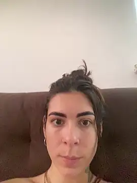 Snapshot of fer-nanda chatting on February 14, 3:01 pm fer-nanda online show from February 14, 3:01 pm