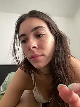 Snapshot of fer-nanda chatting on February 12, 5:45 pm fer-nanda online show from February 12, 5:45 pm