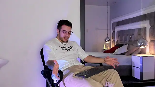 Ethan Greys online show from December 1, 4:24 am