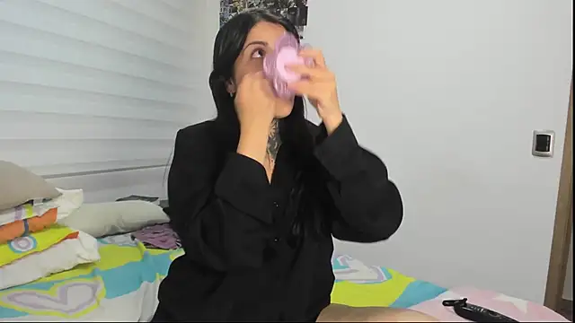 Lia levine online show from March 27, 6:31 pm