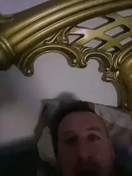 Snapshot of vandamecuple chatting on November 13, 11:08 pm vandamecuple online show from November 13, 11:08 pm