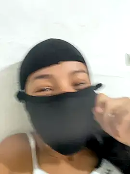 Snapshot of Mia_Deisy chatting on November 15, 3:05 pm Mia Deisy online show from November 15, 3:05 pm