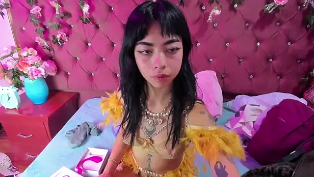  Ivy Luna online show from March 8, 4:21 pm