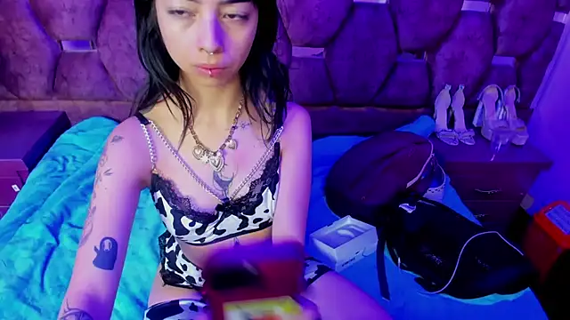 Snapshot of _Ivy_Luna chatting on May 17, 6:41 pm Ivy Luna online show from May 17, 6:41 pm