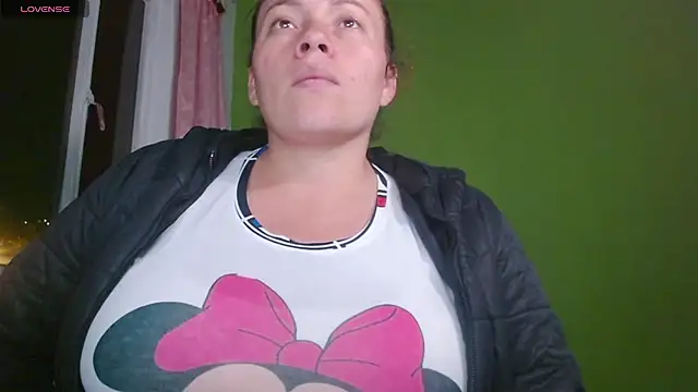 Rouse hot  online show from June 23, 12:52 am