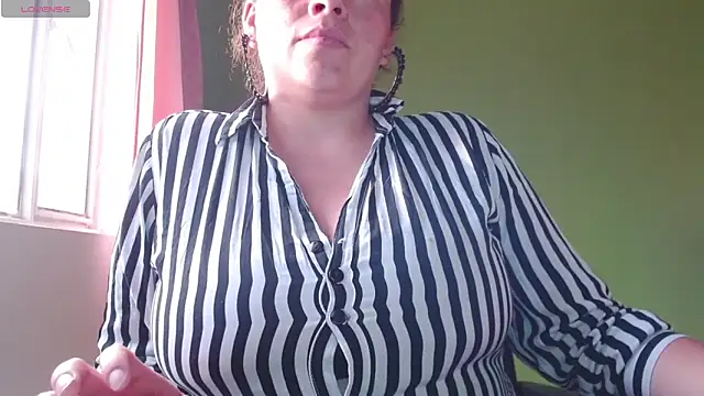 Rouse hot  online show from May 12, 10:27 pm