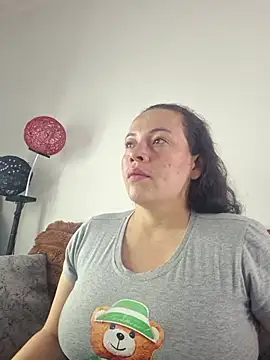 Rouse hot  online show from November 14, 11:36 am