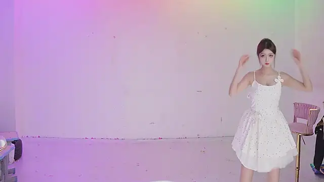 STY-0089 online show from March 30, 4:25 am