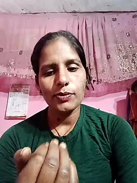 Snapshot of Pirvesh_singh chatting on February 8, 7:28 am Pirvesh singh online show from February 8, 7:28 am