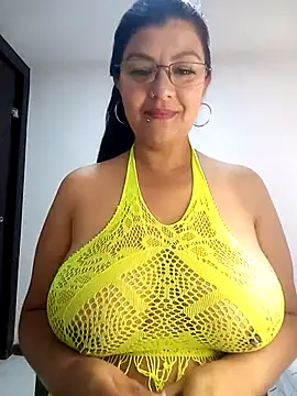 CelesteAlvarez1989 online show from May 9, 1:58 pm