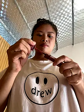 sara-xx online show from November 26, 8:03 am