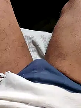 Snapshot of Fun_with_me05 chatting on November 27, 3:07 am Fun with me05 online show from November 27, 3:07 am