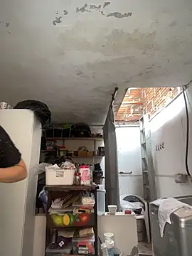 Isabella Hillss online show from December 1, 6:53 pm