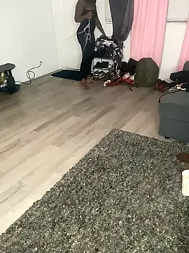 Snapshot of Mistresslucyxxx chatting on November 15, 9:02 am Mistresslucyxxx online show from November 15, 9:02 am