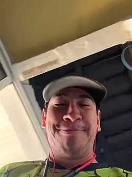 algila08 online show from March 7, 4:34 pm