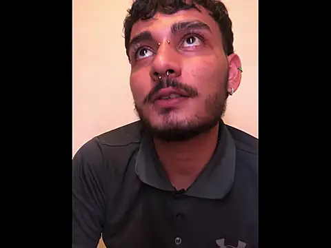 Snapshot of Brunicci chatting on January 19, 7:34 am Brunicci online show from January 19, 7:34 am