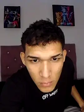 Luigi cumming1 online show from November 19, 6:13 am