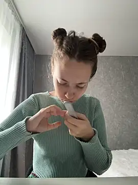 Holy Poly online show from December 2, 8:27 am