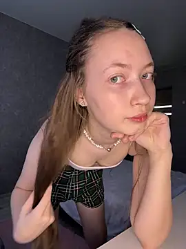 Holy Poly online show from March 26, 5:39 am