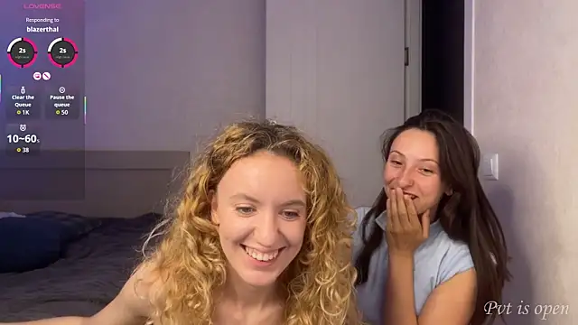 Snapshot of Play_Me_Softly chatting on July 5, 8:37 pm Play Me Softly online show from July 5, 8:37 pm