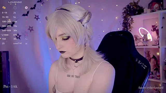 vronnier online show from November 28, 2:50 pm