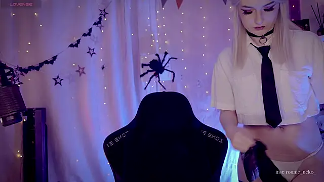 vronnier online show from November 25, 12:38 pm