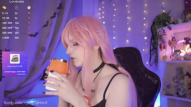 vronnier online show from February 25, 4:51 pm