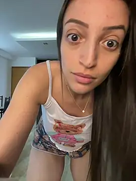 Snapshot of BelleRune chatting on March 22, 1:19 pm BelleRune online show from March 22, 1:19 pm