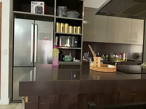 Snapshot of BelleRune chatting on February 12, 11:51 am BelleRune online show from February 12, 11:51 am