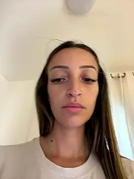 BelleRune online show from January 13, 8:35 pm