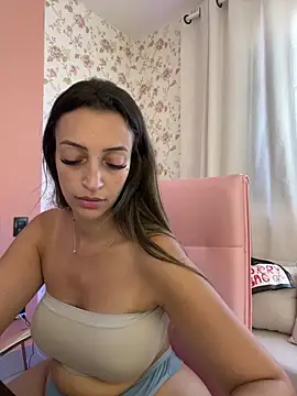 BelleRune online show from February 15, 3:44 pm