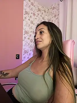 BelleRune online show from February 12, 5:02 pm