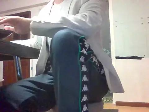 TommyZhao10 online show from November 15, 3:10 am